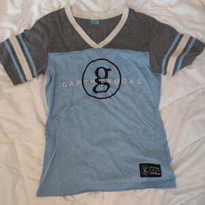 Womens Blue and Gray Garth Brooks V-Neck Concert Shirt
